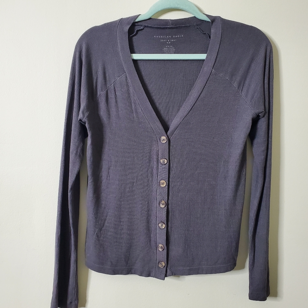 American Eagle Outfitters Lightweight Cardigan Size S